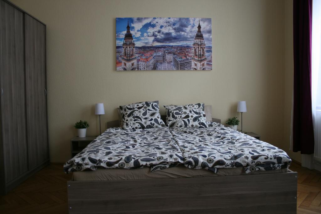 Astoria Downtown Apartment Budapest Phòng bức ảnh